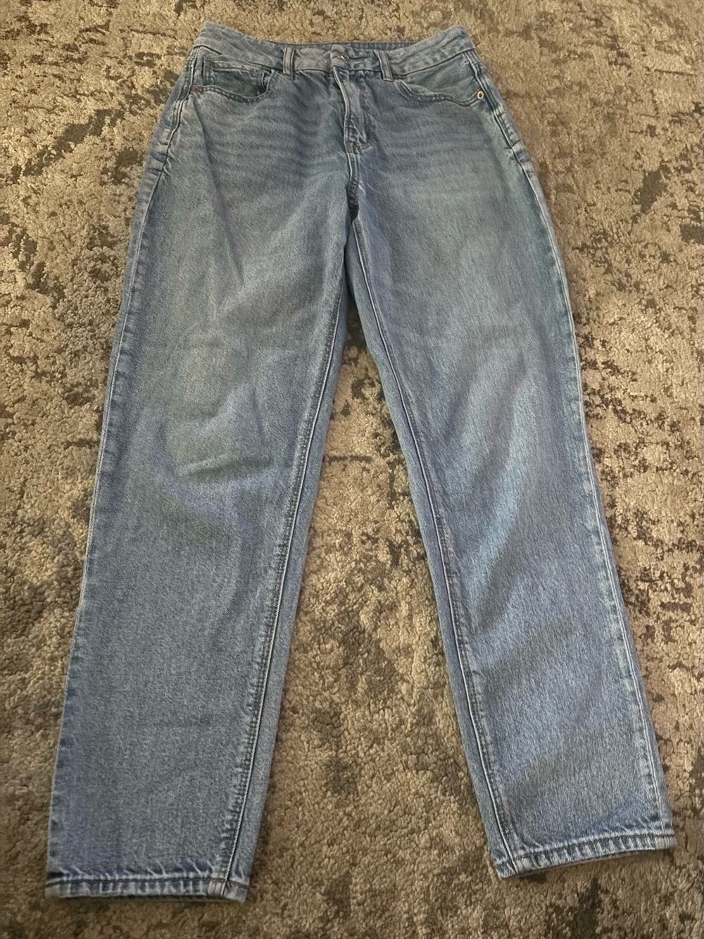 American Eagle Light Blue Curvy Mom Jean